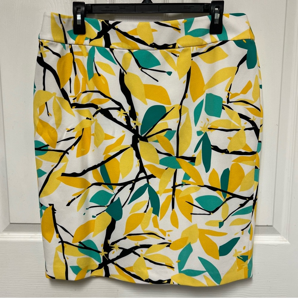 Nine West Yellow and Green Leaf Print Pencil Skirt
